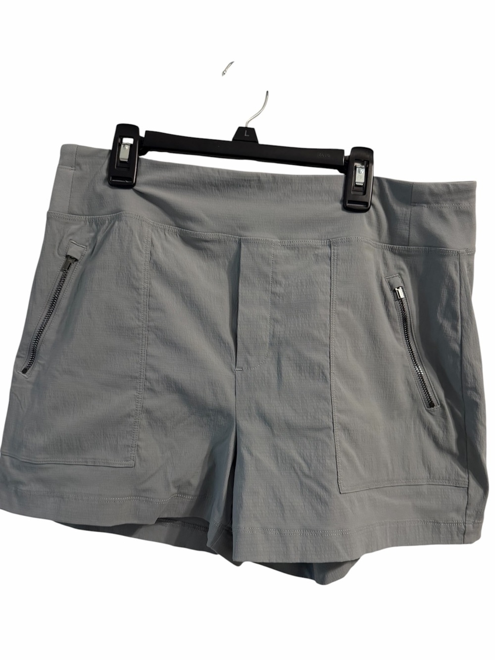 ATHLETA TREKKI SHORT GRAY SIZE 10